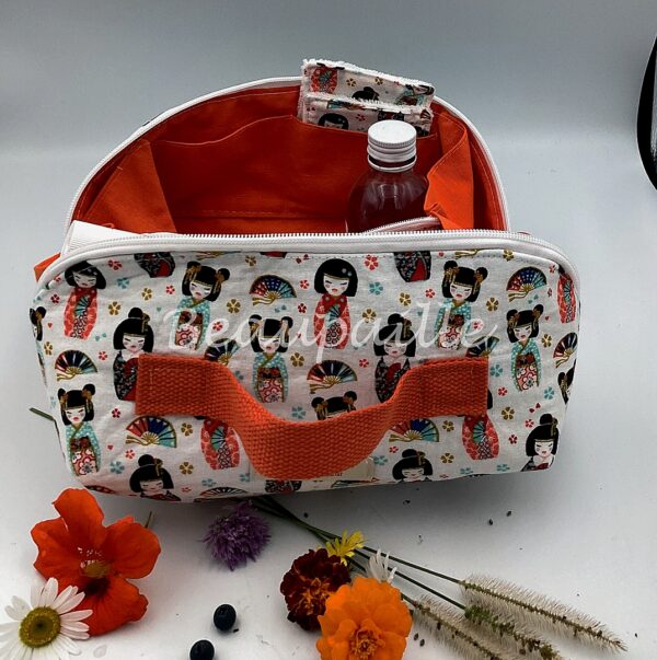 Trousse de toilette - poupée orange – Image 2